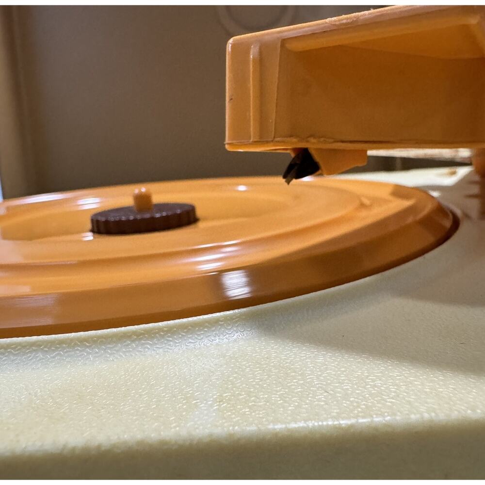 Vintage 1978 Fisher Price Record Player Works - Picture 11 of 13